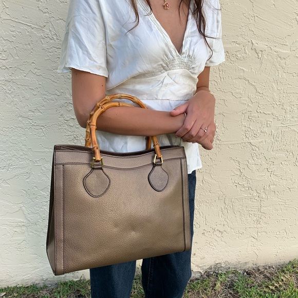 (52) GUCCI 90s Brown Diana - Picture 1 of 13